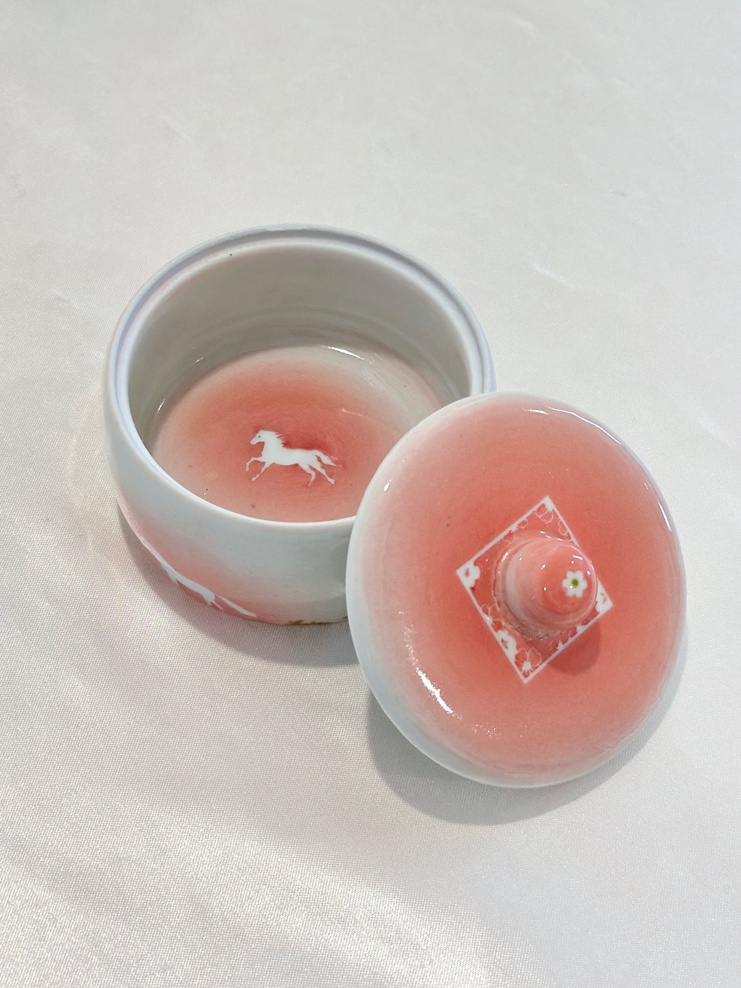 Gentle Grazing Trinket Box